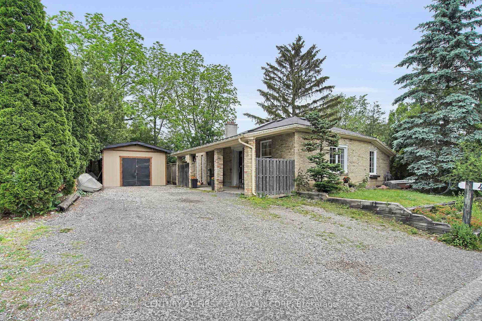 425-old-wonderland-road-london-south-ontario-x12218245