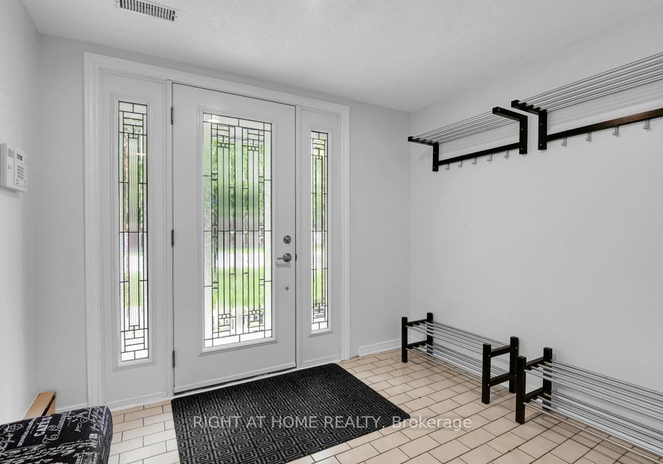 22-wrenwood-crescent-ottawa-ontario-x12218301