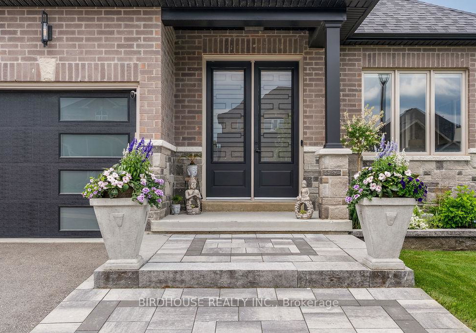 90-alcorn-drive-kawartha-lakes-ontario-x12218418