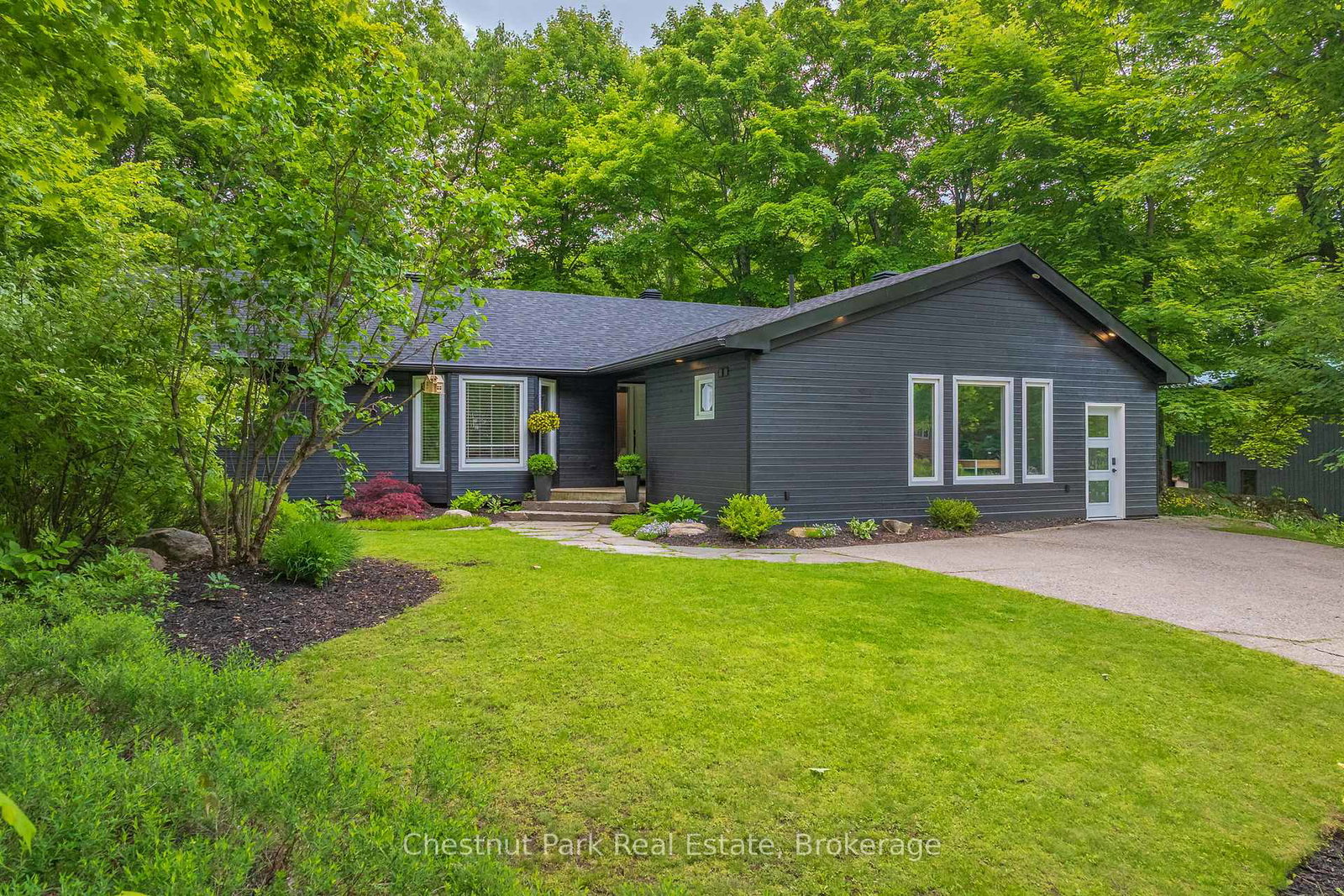 245-summit-drive-huntsville-ontario-x12218614