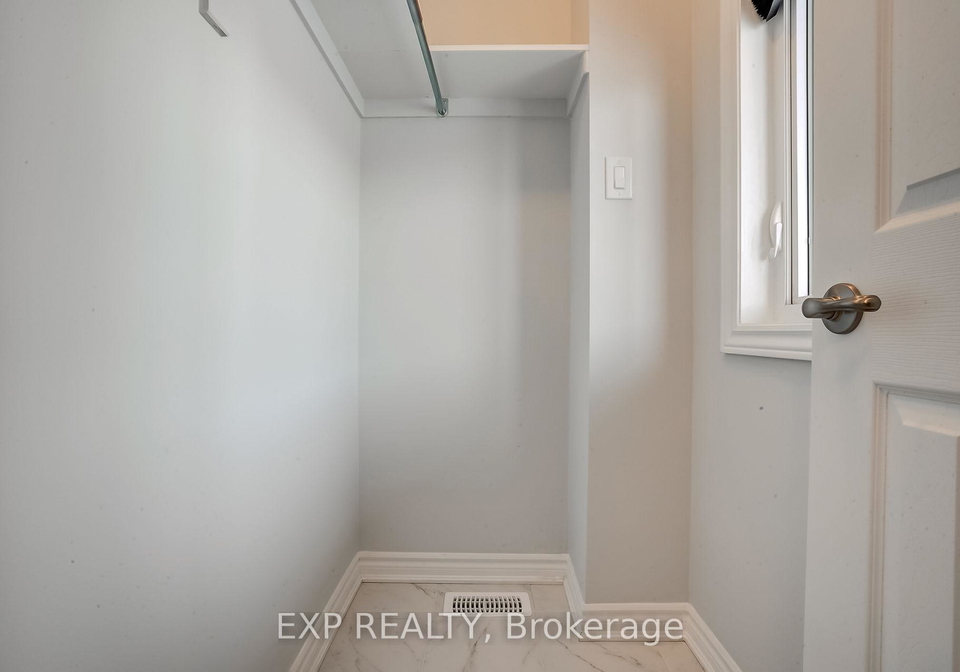 547-arosa-way-kanata-ontario-x12218644
