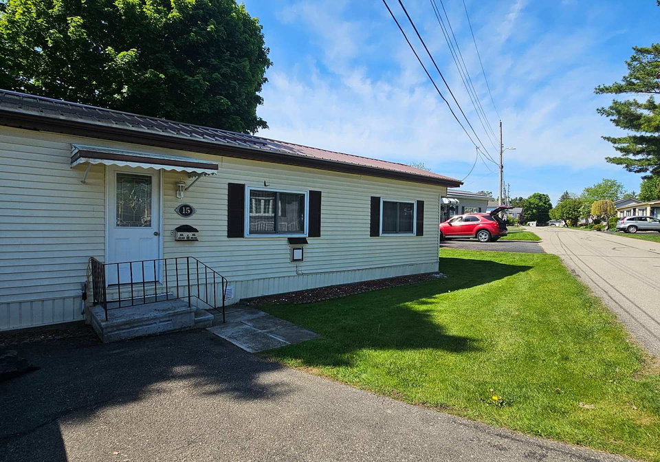 1871-oxford-avenue-elizabethtown-kitley-ontario-x12218742