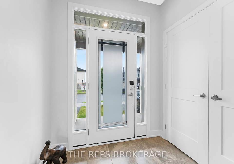 891-solarium-avenue-s-ottawa-ontario-x12218759