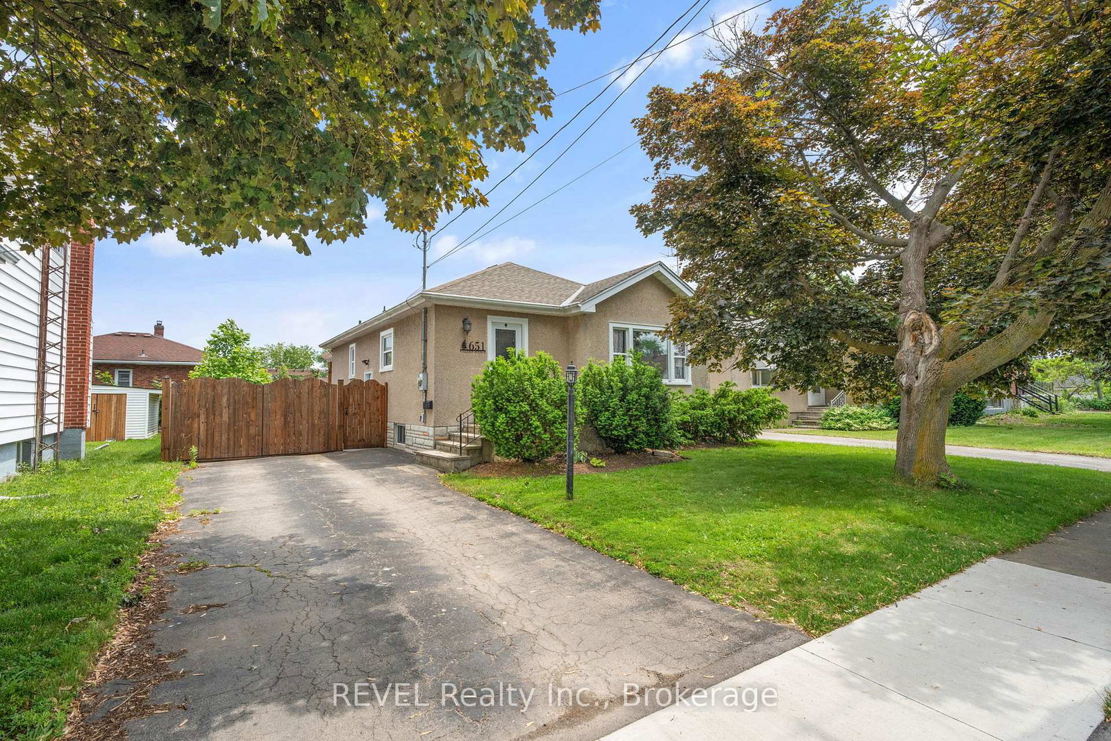 651-fielden-avenue-port-colborne-ontario-x12218861