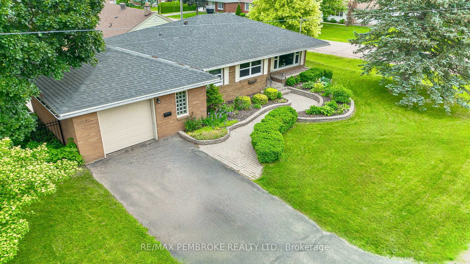 545-herbert-street-pembroke-ontario-x12218885