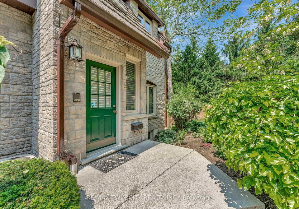 10-stuart-street-guelph-ontario-x12219039