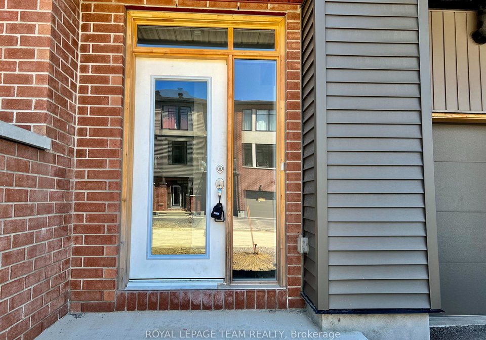 134-visor-private-kanata-ontario-x12219066