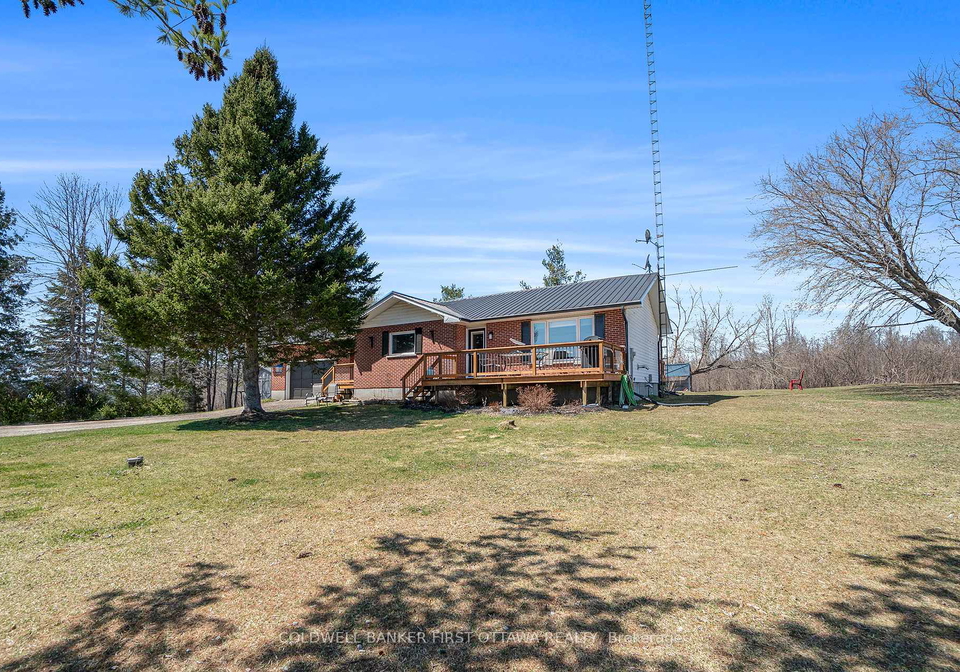 3820-scotch-line-tay-valley-ontario-x12219153