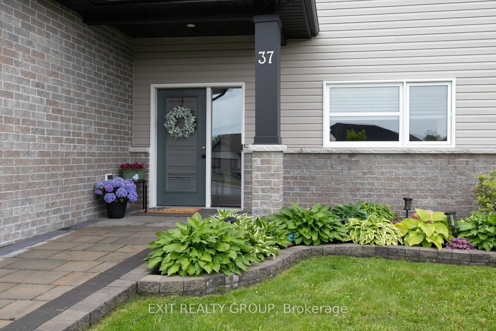 37-caleb-crescent-quinte-west-ontario-x12219505