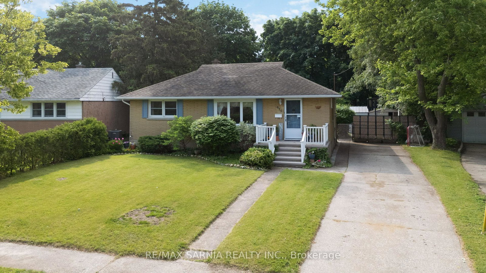 915-beverley-road-sarnia-ontario-x12219612