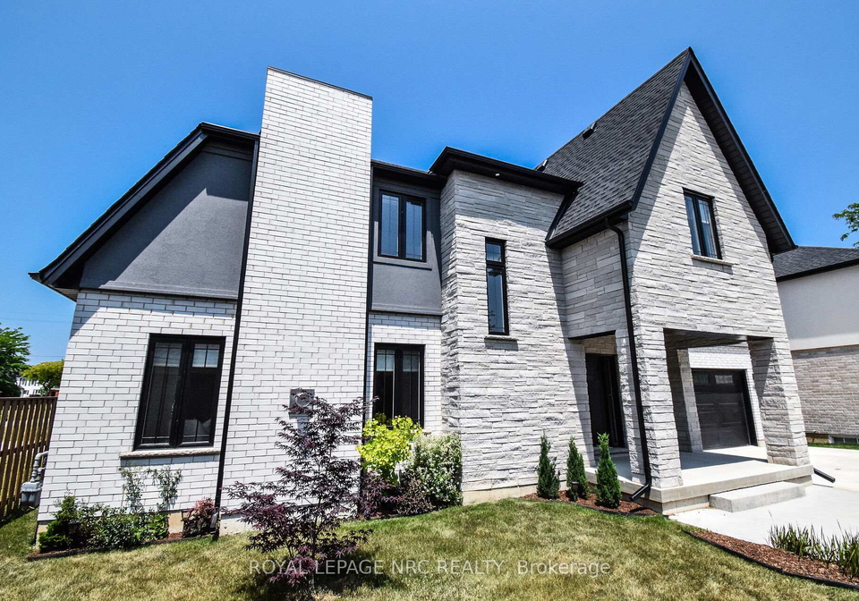 10b-port-royal-crescent-st-catharines-ontario-x12219628