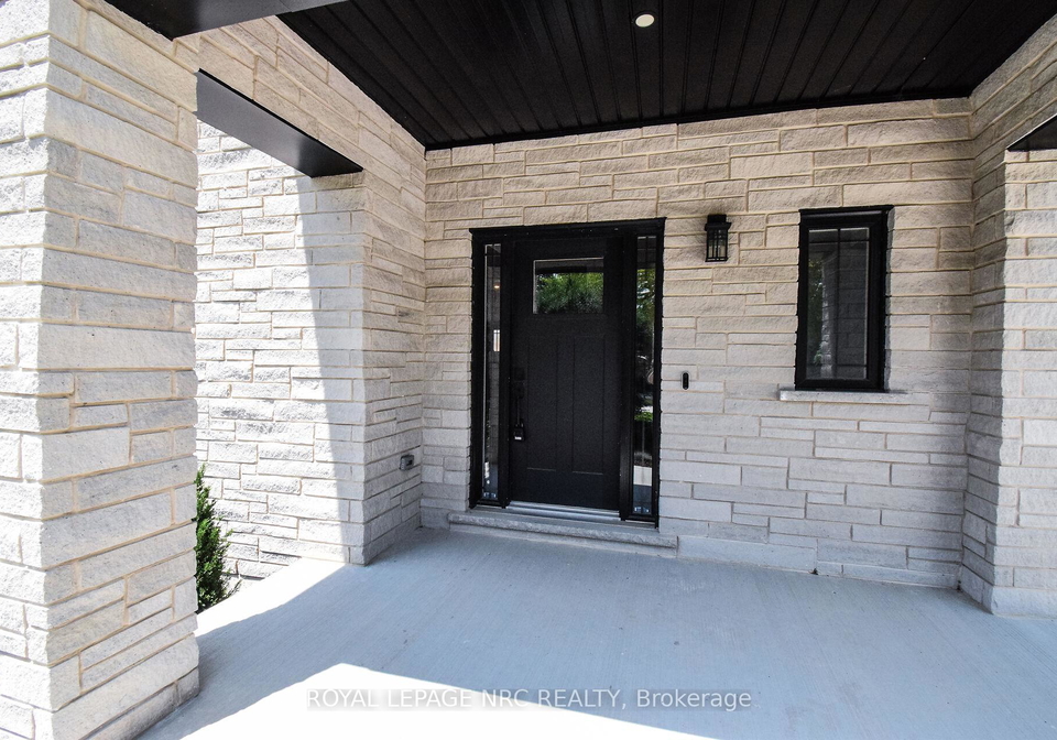 10b-port-royal-crescent-st-catharines-ontario-x12219628