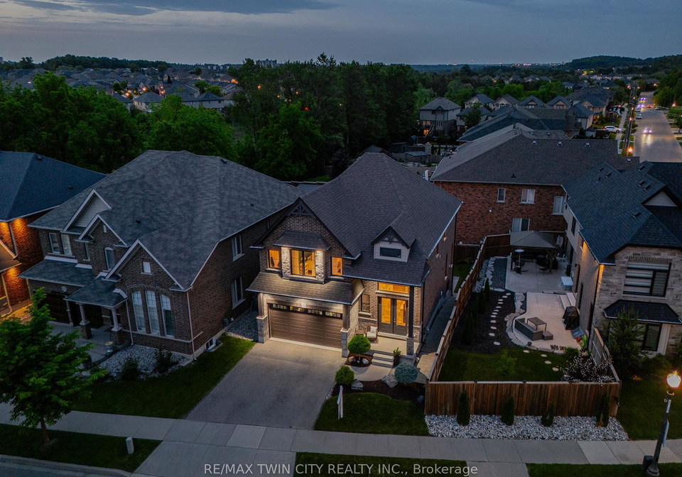 204-evens-pond-crescent-kitchener-ontario-x12219687