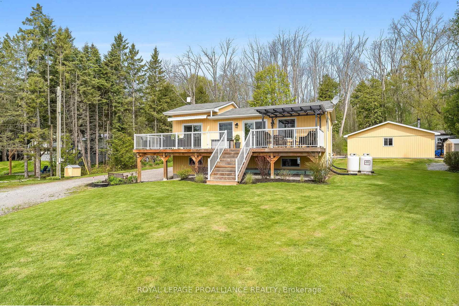 686-north-shore-drive-e-otonabee-south-monaghan-ontario-x12219860
