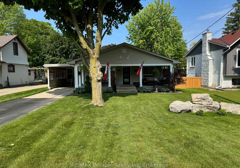 17-louisa-street-bluewater-ontario-x12219971