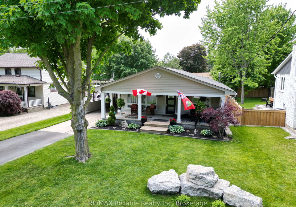 17-louisa-street-bluewater-ontario-x12219971