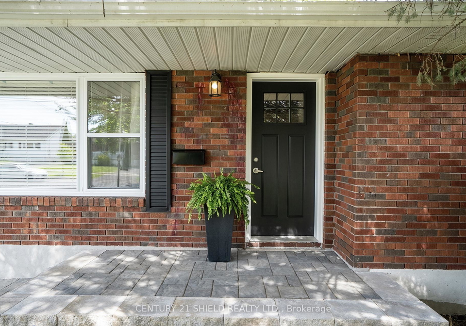 208-anthony-street-cornwall-ontario-x12220051