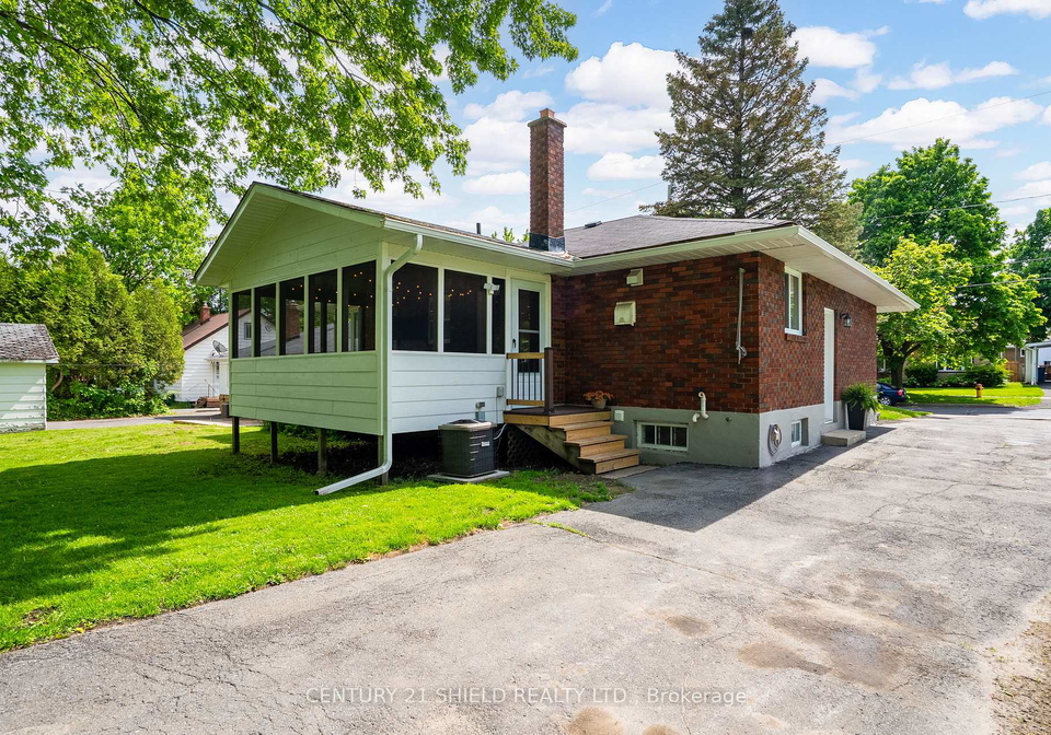 208-anthony-street-cornwall-ontario-x12220051