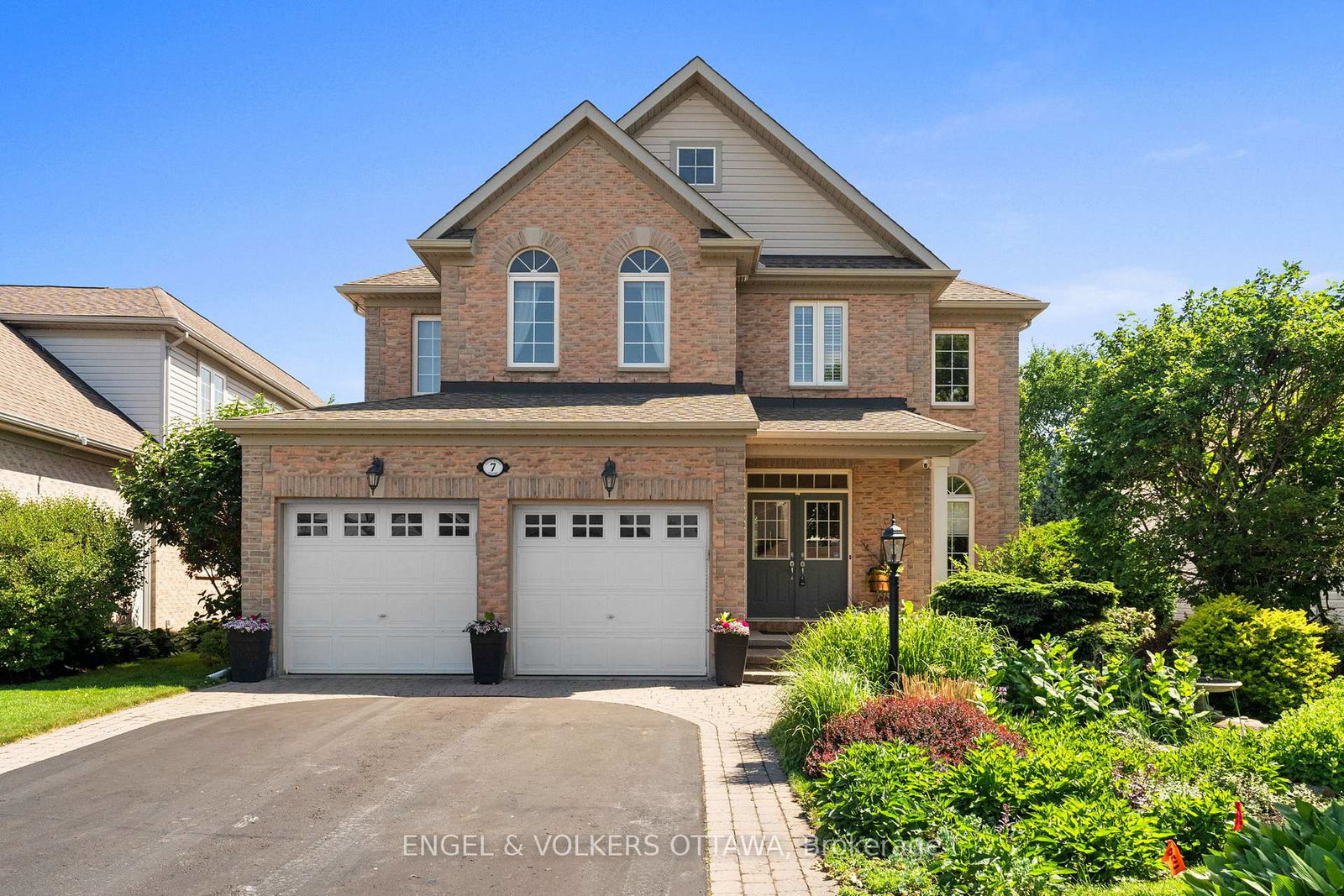 7-knotwood-court-ottawa-ontario-x12220573