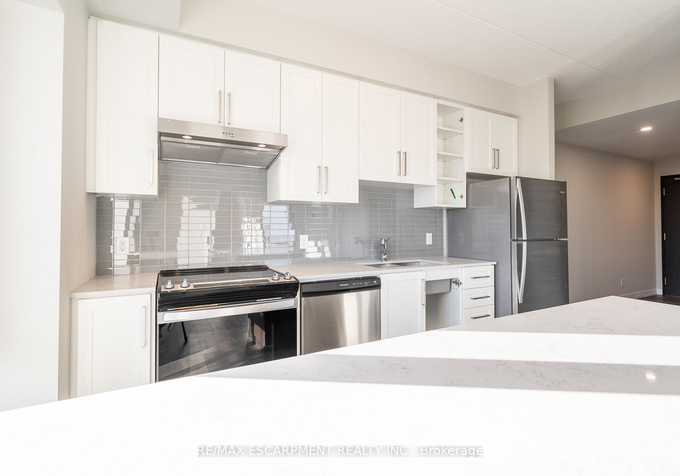 15-queen-street-s-hamilton-ontario-x12220575