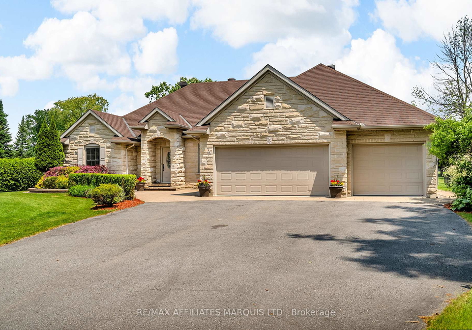 6677-sutherland-avenue-south-glengarry-ontario-x12220582