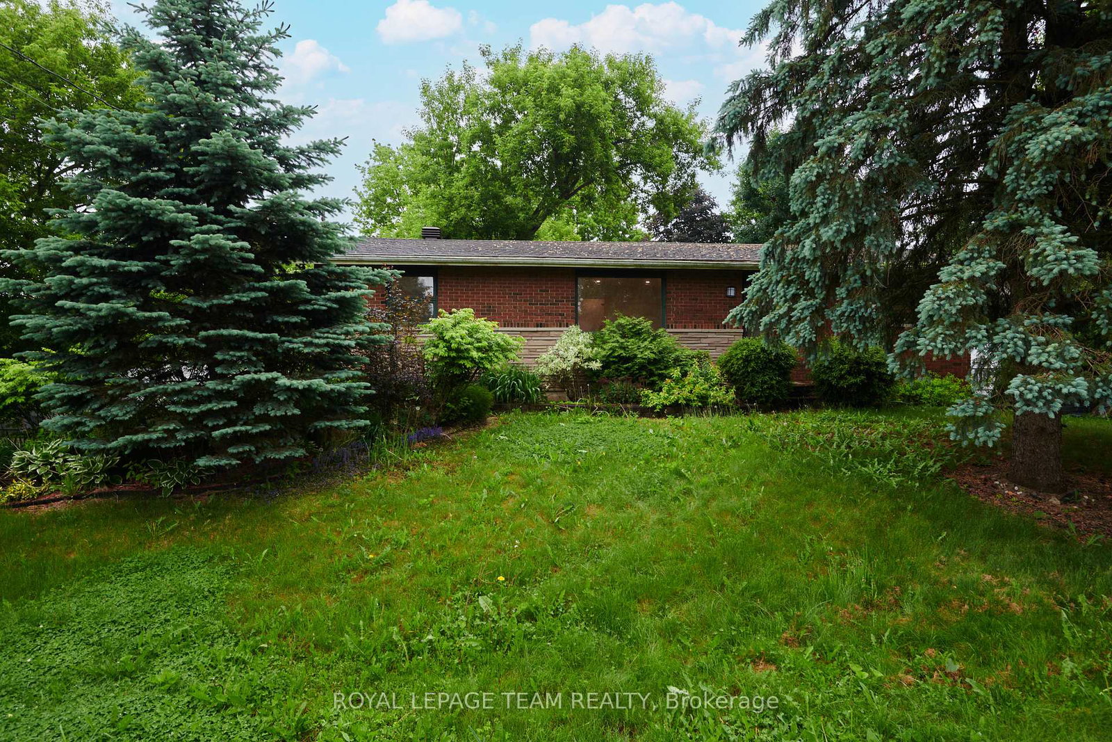 7078-mason-street-ottawa-ontario-x12220648