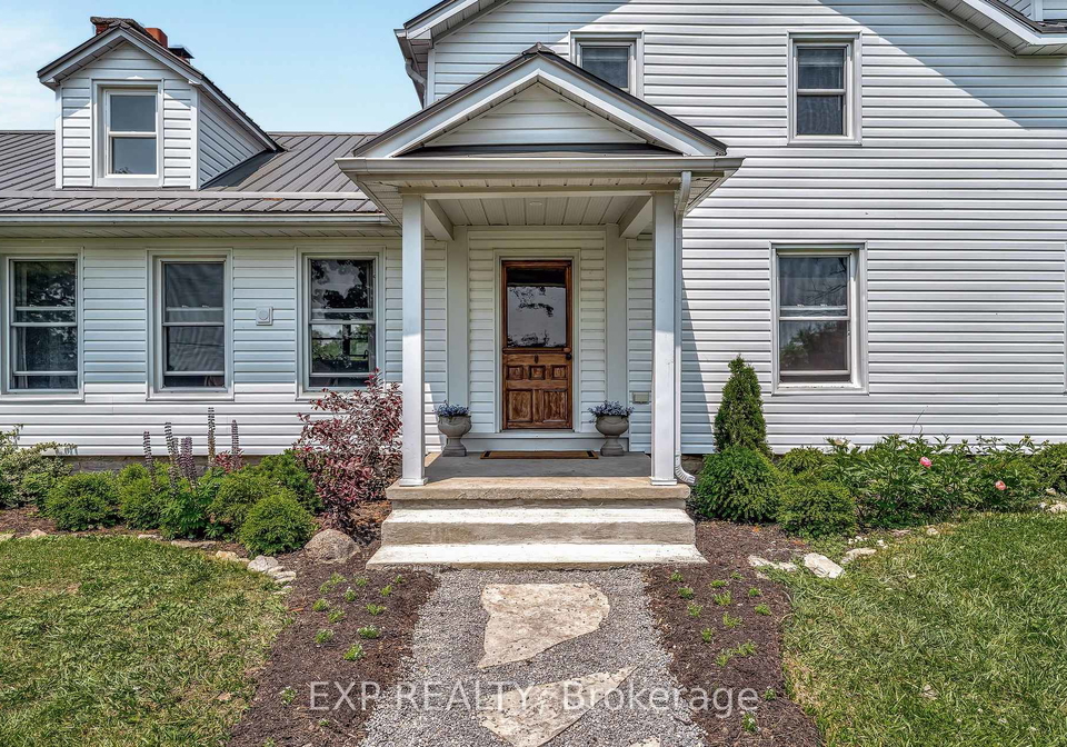 985-melville-road-prince-edward-county-ontario-x12220666