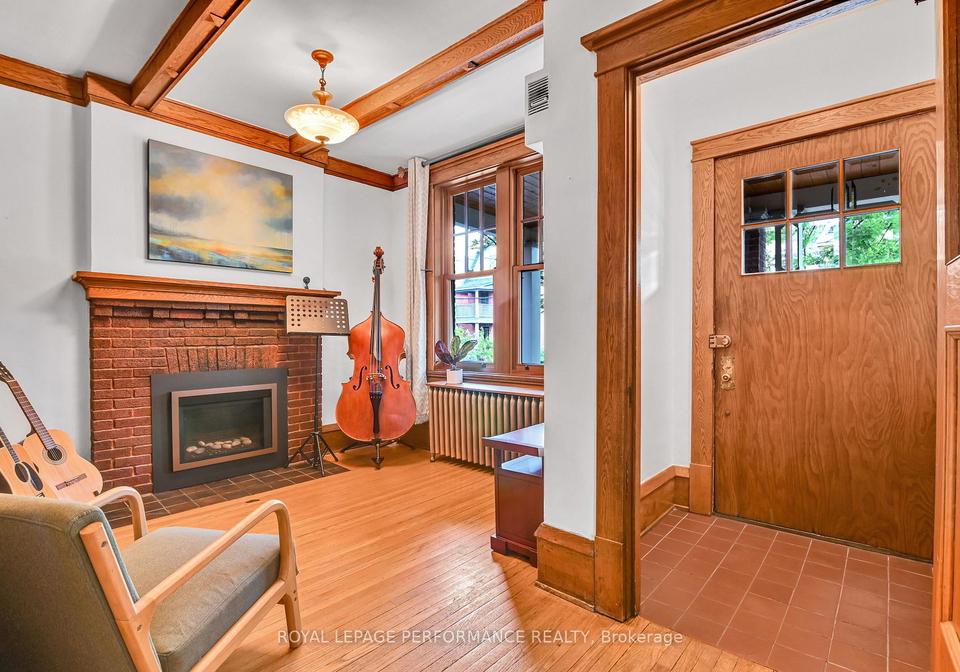 15-ossington-avenue-ottawa-ontario-x12220743