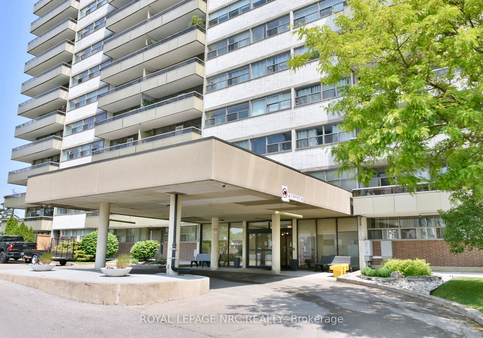 215-glenridge-avenue-st-catharines-ontario-x12220854