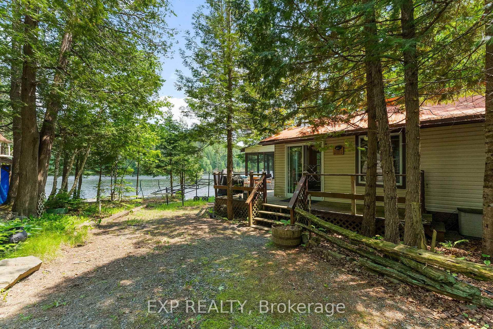 1061-a-centennial-lake-road-greater-madawaska-ontario-x12221011