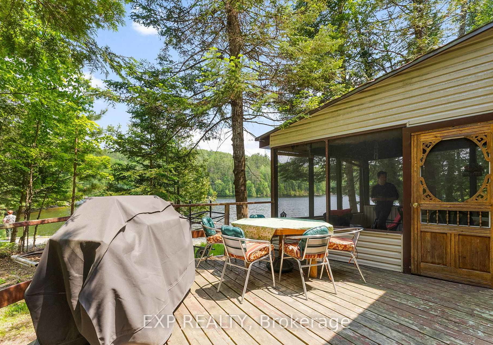 1061-a-centennial-lake-road-greater-madawaska-ontario-x12221011