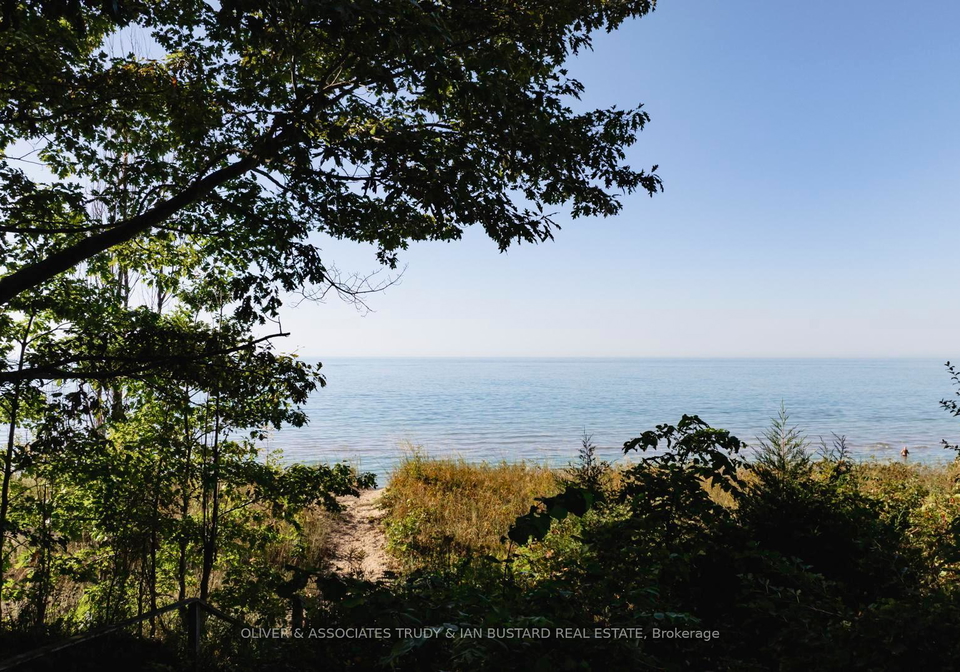 33-lake-shore-drive-south-huron-ontario-x12221020