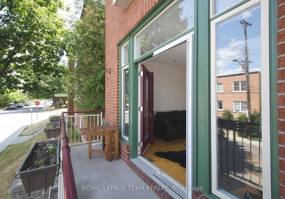 296-besserer-street-ottawa-ontario-x12221079