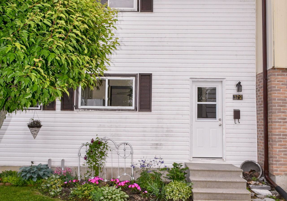 372-james-street-gananoque-ontario-x12221289