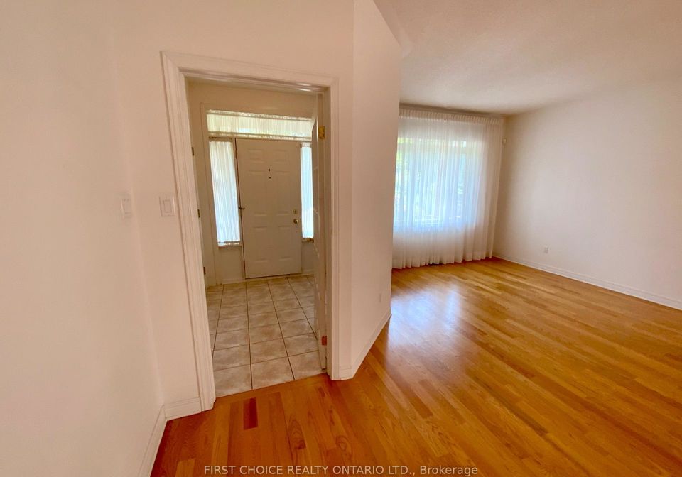 11-meadowcroft-crescent-ottawa-ontario-x12221487