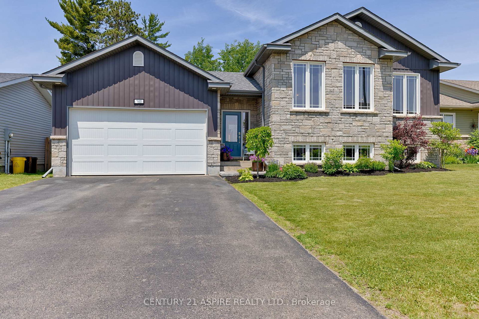 543-gardner-crescent-petawawa-ontario-x12221660