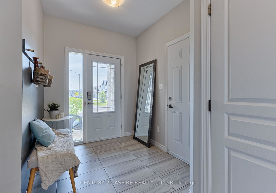 543-gardner-crescent-petawawa-ontario-x12221660