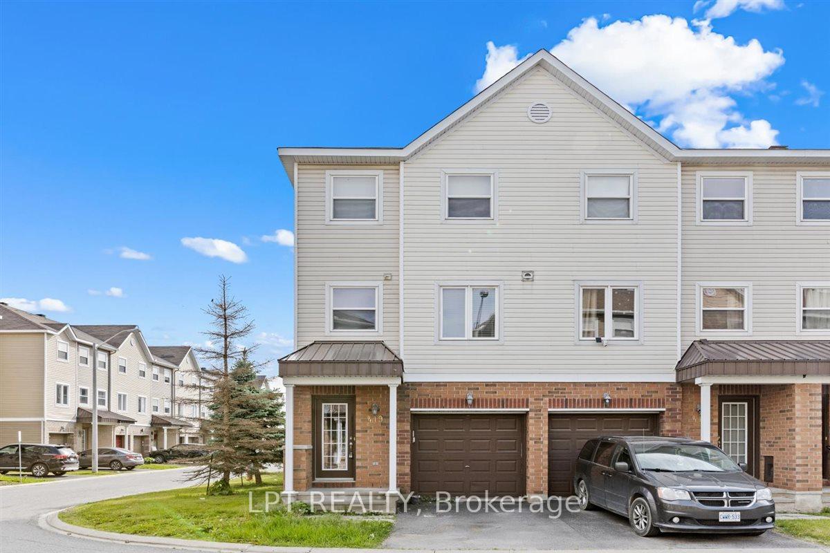 419-sadar-private-ottawa-ontario-x12221732