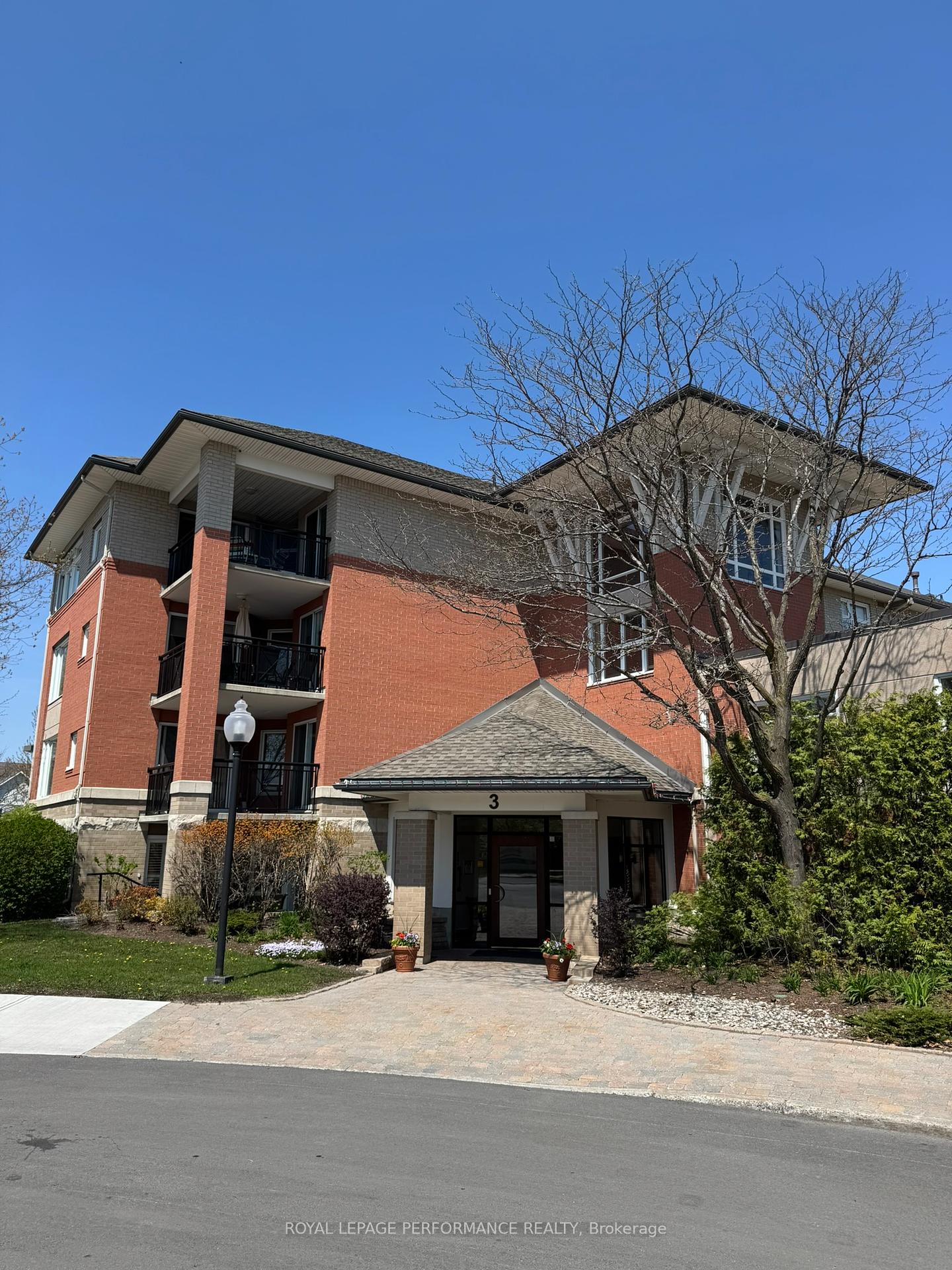 3-meridian-place-ottawa-ontario-x12221857