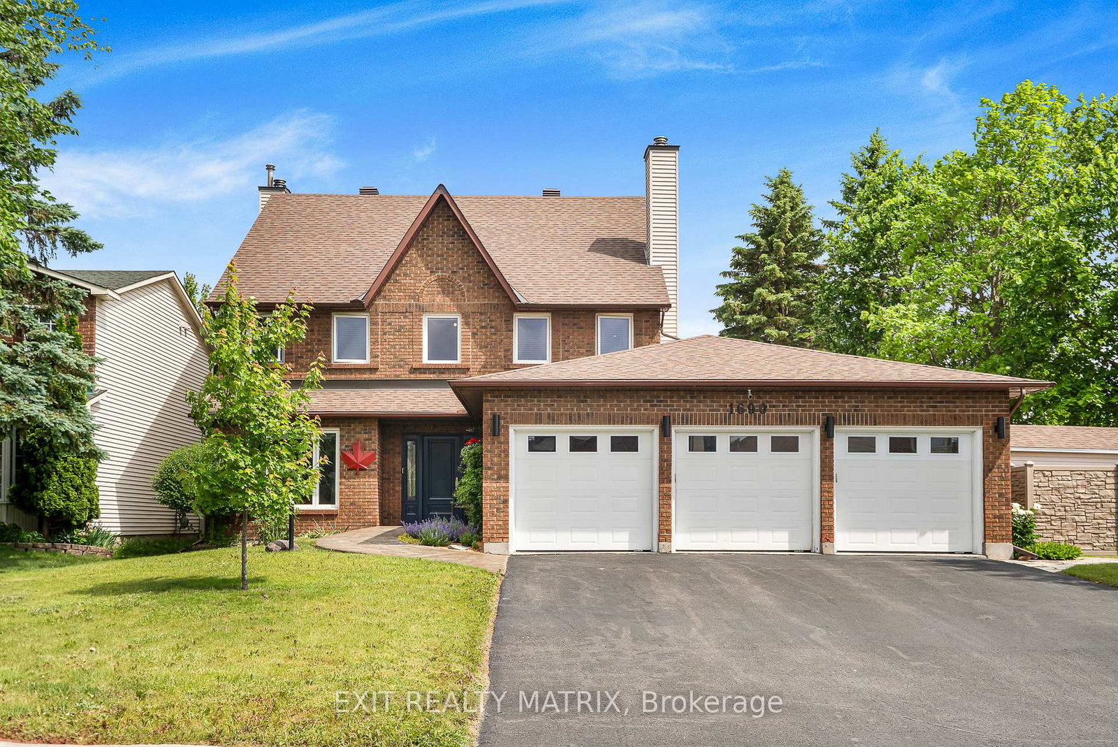 1690-caminiti-crescent-ottawa-ontario-x12222358