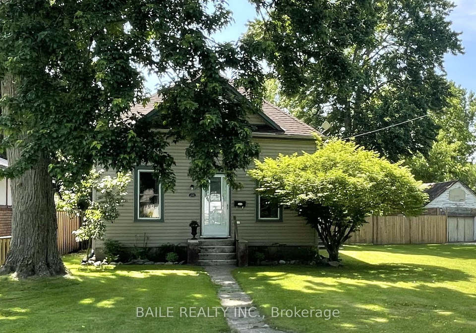 169-deane-street-southwest-middlesex-ontario-x12222399