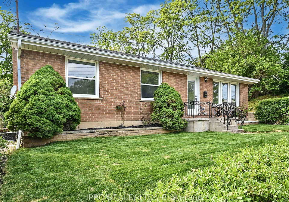 360-west-street-brantford-ontario-x12222450