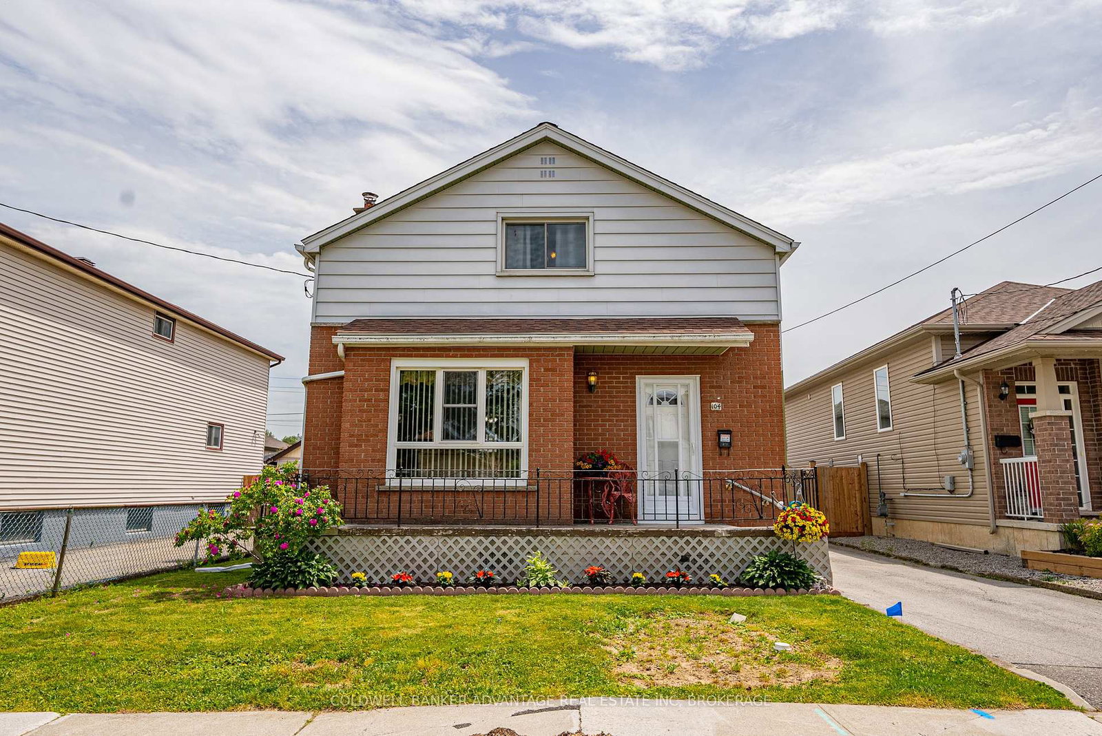 104-wallace-avenue-s-welland-ontario-x12222511