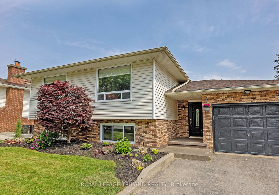 14-fairlane-road-london-south-ontario-x12222598