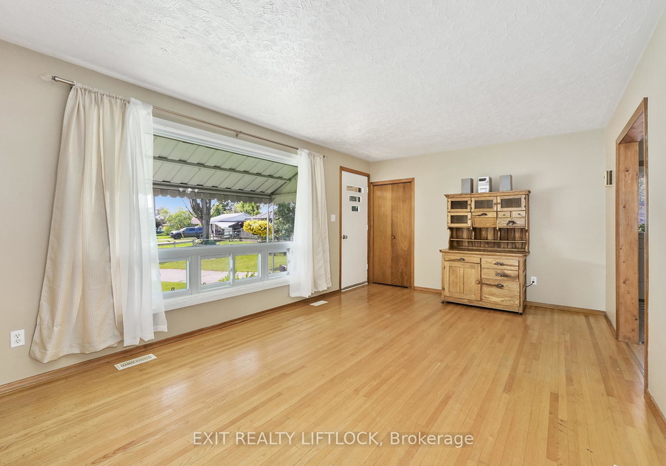222-collison-crescent-peterborough-south-ontario-x12222640