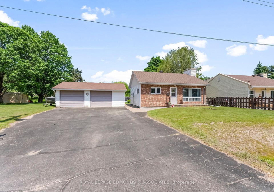 6-springhill-crescent-petawawa-ontario-x12222786