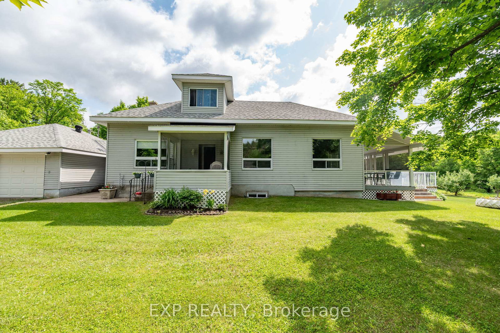 1618-flat-road-greater-madawaska-ontario-x12222849