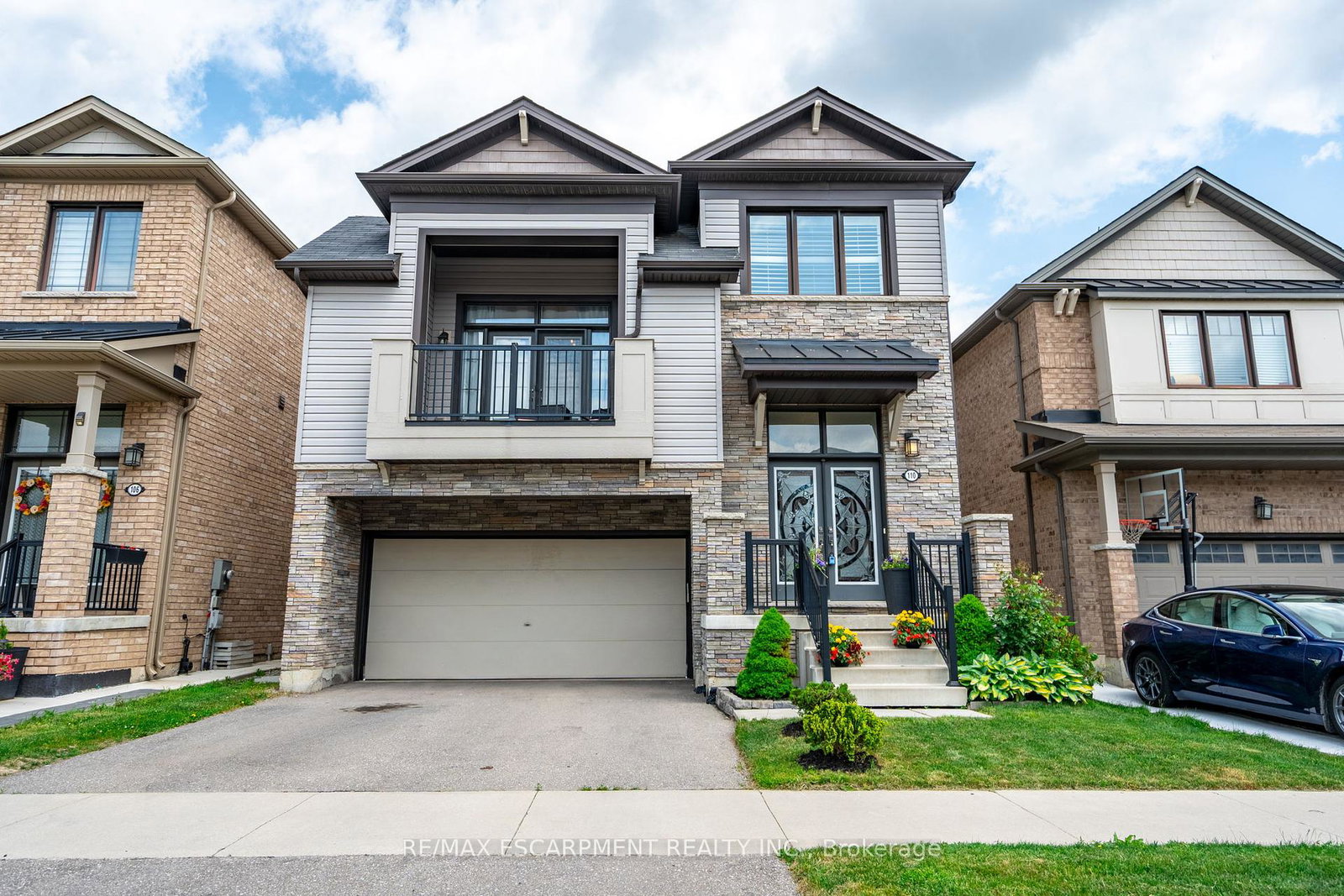 110-pagebrook-crescent-hamilton-ontario-x12222983
