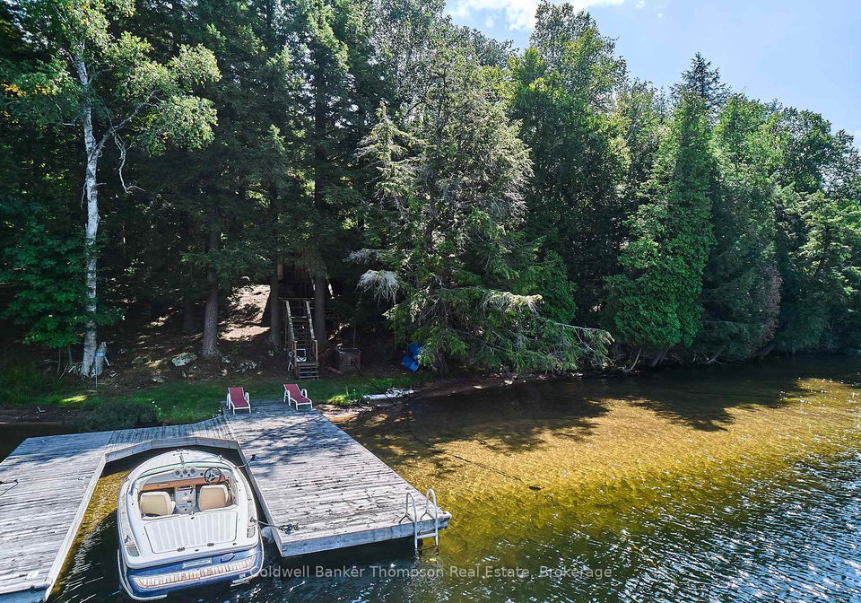 232-bigwin-island-lake-of-bays-ontario-x12223103