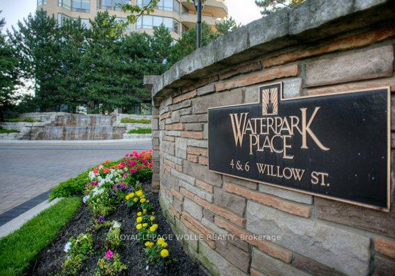 4-willow-street-waterloo-ontario-x12223255